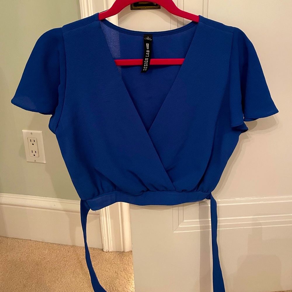 Royal blue top